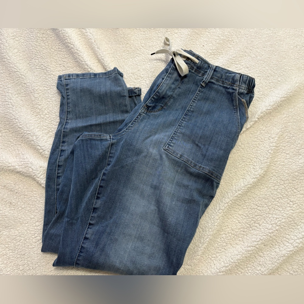Judy Blue elastic jeans